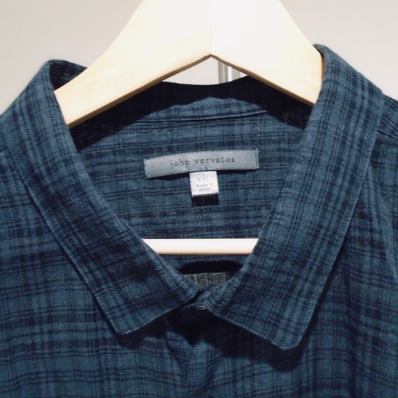 John Varvatos | Short Sleee Button Down - Picture 2 of 3